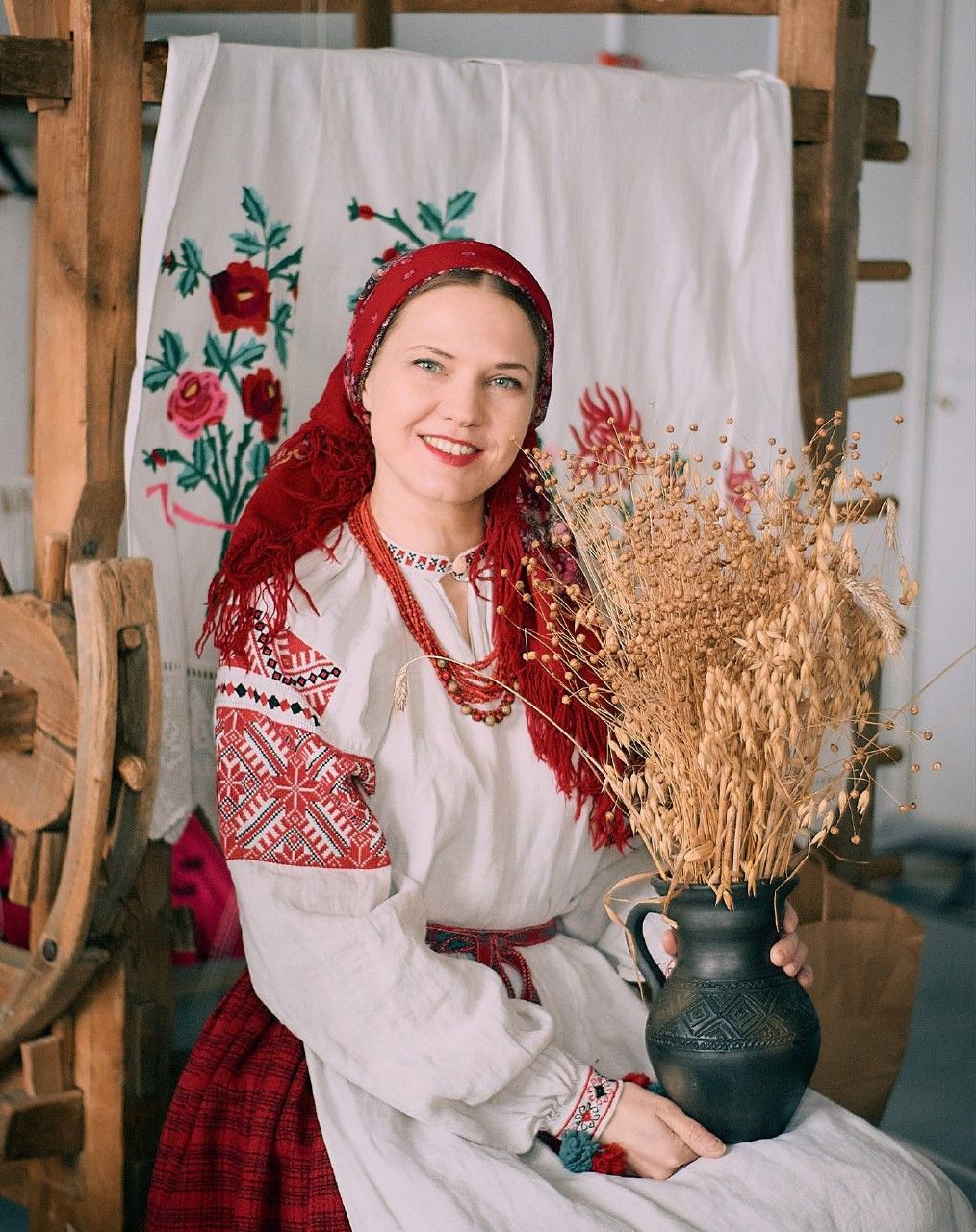 Women in Slavic costumes in Yantai
